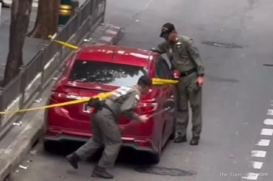 Bawa 40 liter petrol ketika bulan madu, pasangan Malaysia disoal polis Bangkok